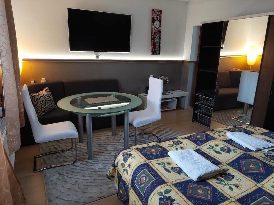 Ujszeged Apartman المظهر الخارجي الصورة
